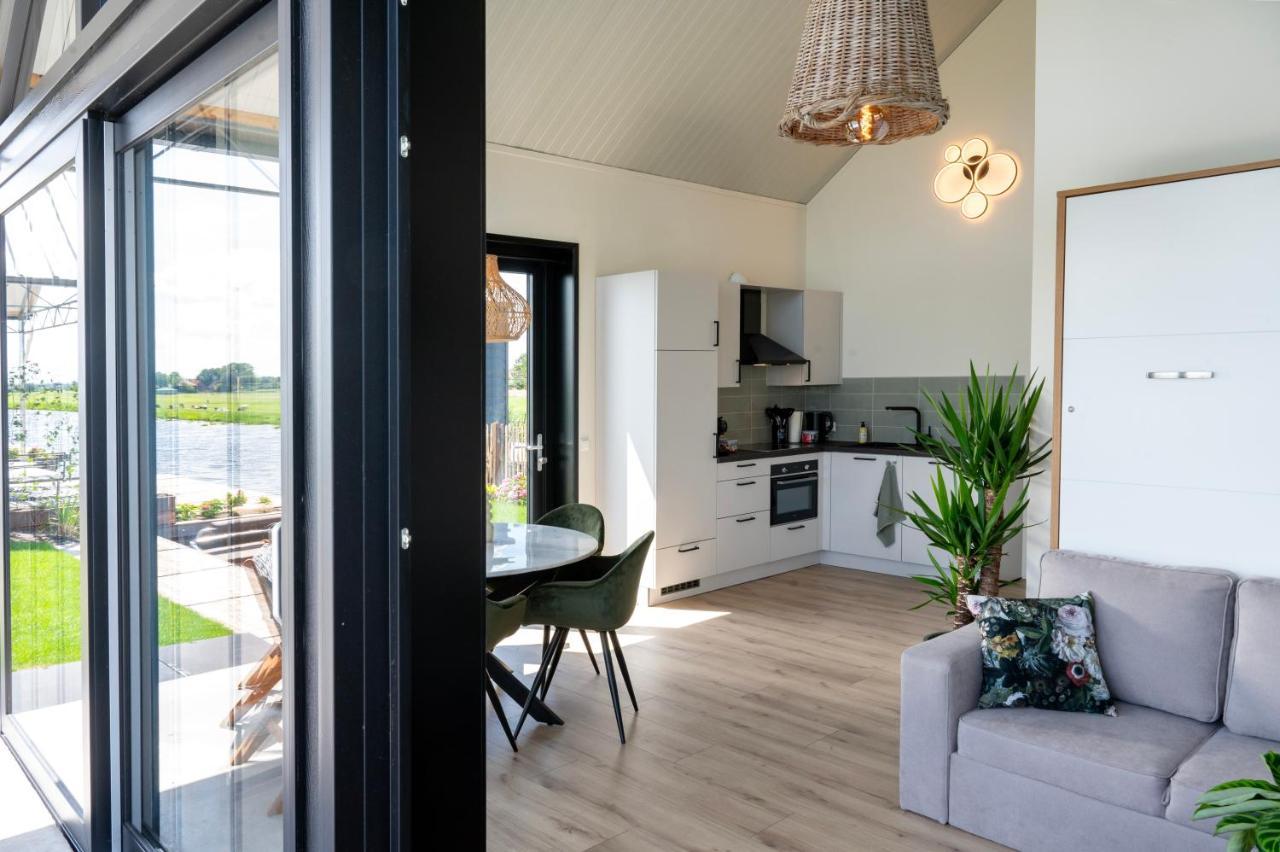 4 To 6 Persons Waterfront Villa Roelofarendsveen Bagian luar foto
